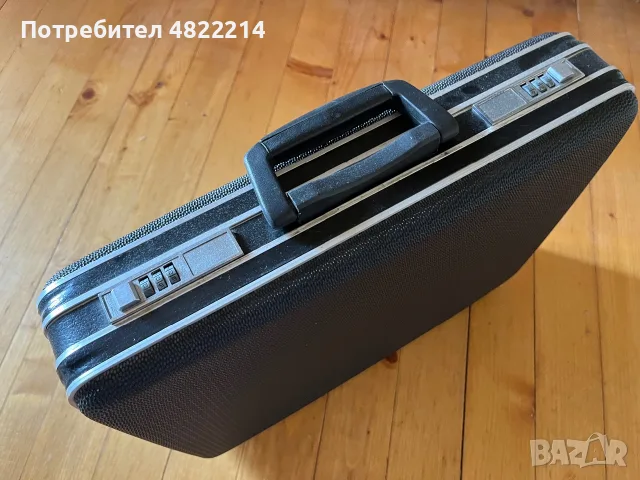 Дипломатическо куфарче с код от времето на соца