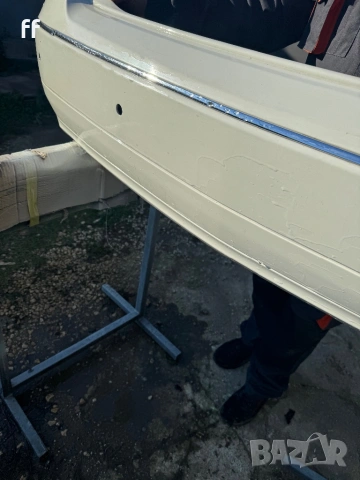 Задна броня Е-купе  W207 , снимка 4 - Части - 54482651