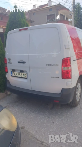 Toyota Proace, снимка 4 - Бусове и автобуси - 54882076