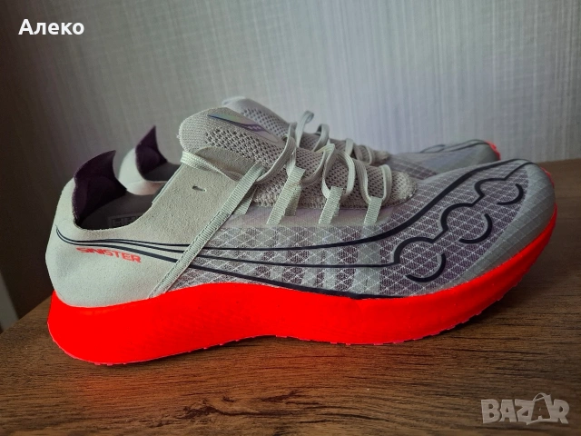 Saucony маратонки 46 номер. 