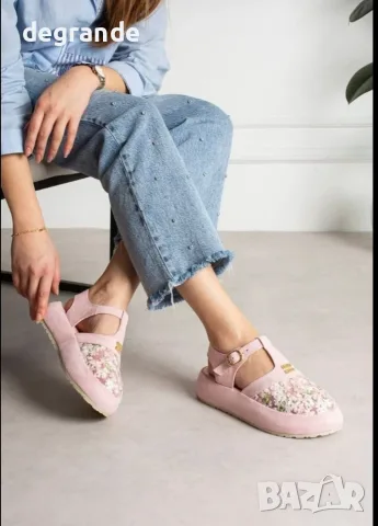 💫Miu Miu💫Дамски Сандали налични в Циклама Бежово и Розово