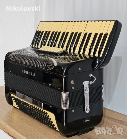 Акордеон Sonola, снимка 5 - Акордеони - 54187302