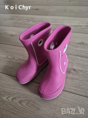 Чисто нови детски гумени ботуши Crocs Crocband Jaunt, размер C12/13 (29-30), снимка 4 - Детски боти и ботуши - 55329251