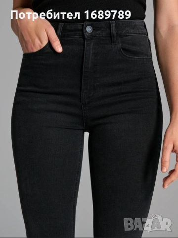 Почти нови дамски черни дънки с висока талия - размер 40, снимка 2 - Дънки - 53617155