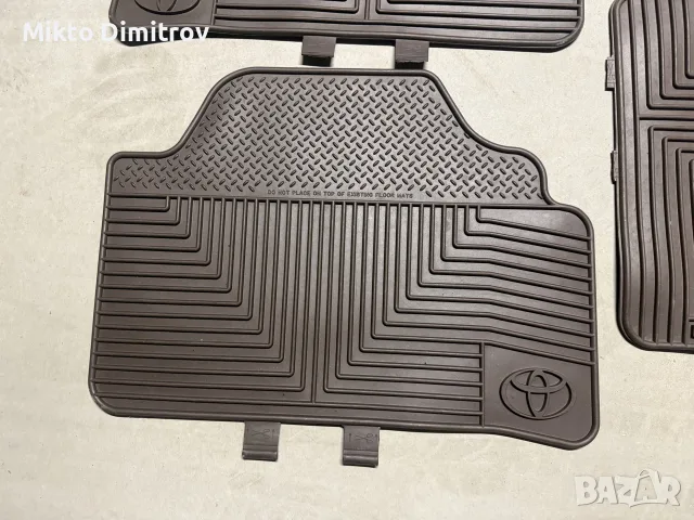 Toyota Land Cruiser Стелки, снимка 2 - Аксесоари и консумативи - 55556245