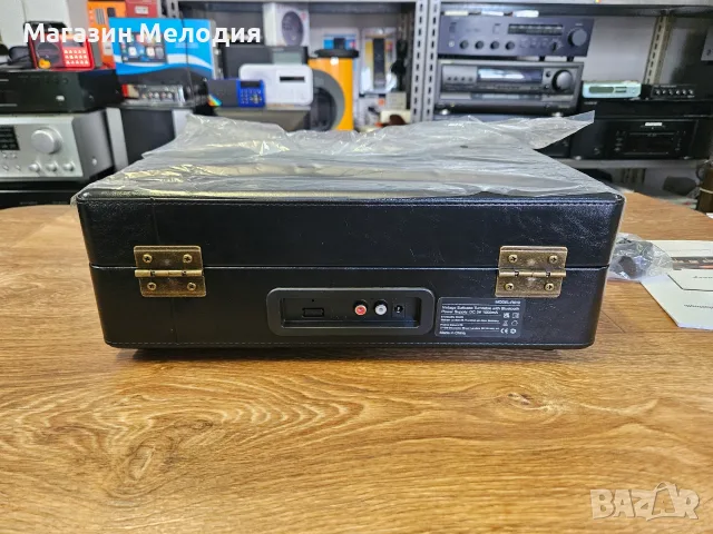 Грамофон с Bluetooth R610 (3 скорости) – Вградени стерео тонколони, Фабрична кутия, Нов куфарен грам, снимка 8 - Грамофони - 55293414