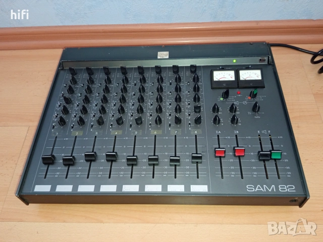 Колекционерски пулт SATT Elektronik SAM 82 