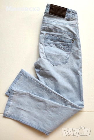 Дамски дънки, снимка 2 - Дънки - 54254193