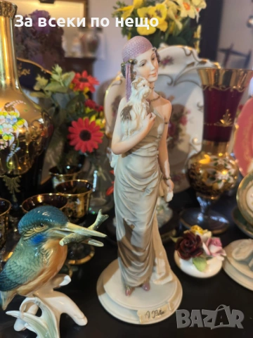 Capodimonte Italy  Circa 1987 Dear Studio figurine of an elegant lady’s Код P2068, снимка 8 - Декорация за дома - 53998008