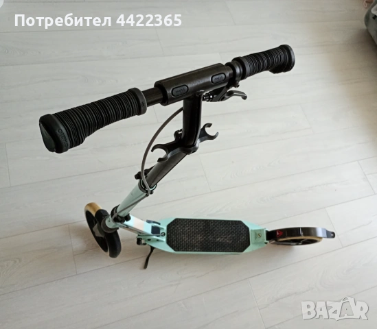 Тротинетка AXELO, снимка 4 - Скутери и тротинетки - 54761068