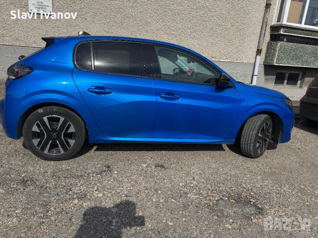 Peugeot 208 ALLURE 1.2 Pure Tech , снимка 2 - Автомобили и джипове - 53919356