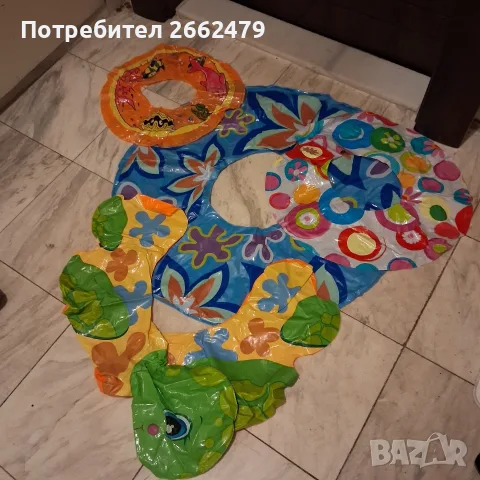 Продавам плажни пояси.