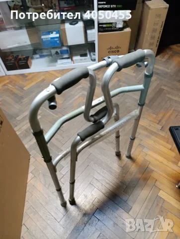 Неизползвана сгъваема проходилка Mobiacare Folding Step-Up Walker, снимка 2 - Други - 55693828
