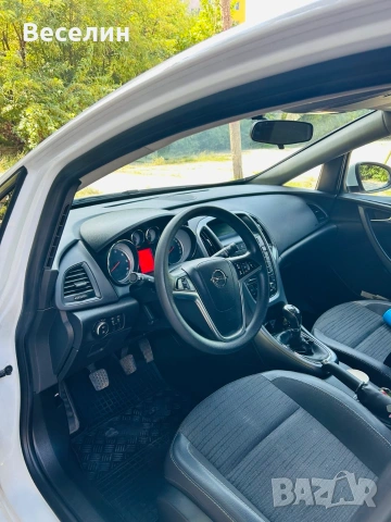 Opel Astra 1.6 CDTI Гаранция + сервизна книжка, снимка 12 - Автомобили и джипове - 55283170