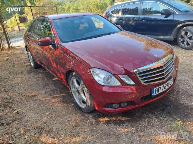 Продавам мерцедес Е200