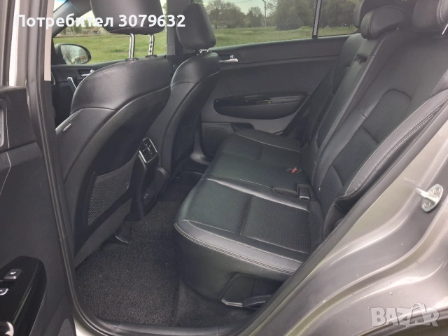 Kia Sportage 2.0 CRDİ 4x4 , снимка 13 - Автомобили и джипове - 54583373