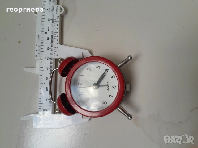 мини будилник кварц, снимка 2 - Антикварни и старинни предмети - 54893793
