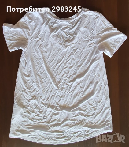 Дамски тениски с кученце и шпиц деколте, снимка 2 - Тениски - 54793992
