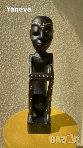 Африканска ,ръчно изработена дърворезба със седеф на мислител. , снимка 2 - Статуетки - 54058006