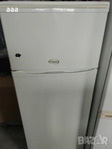 Хладилник с горна камера Ariston EDFV291X/1EU