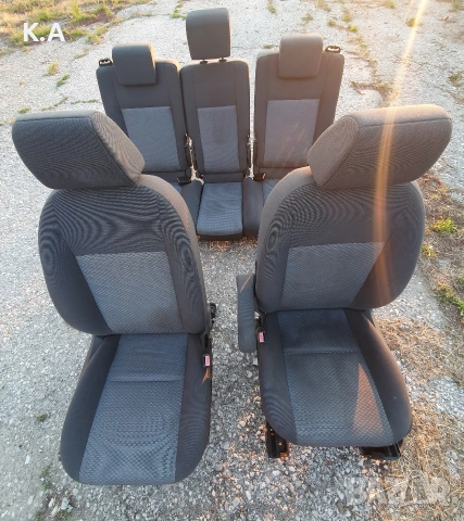 Салон / Седалки Ford C-Max 