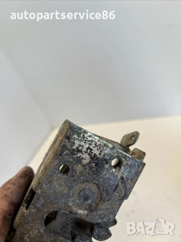 Заключващ механизъм за задна врата за Mercedes VW, LT, Sprinter (1995-2006) A9017301135, снимка 2 - Части - 54205724