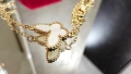 Van Cleef & Arpels VCA Gold Mother of Pearl Sweet Butterfly Дамска Гривна, снимка 5