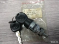 357905855B**NEU**Audi VW Заключващ патрон + контактен ключ 02.88-01.04 , снимка 1