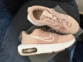 Дамски маратонки Nike в розово, снимка 5