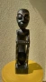Африканска ,ръчно изработена дърворезба със седеф на мислител. , снимка 2