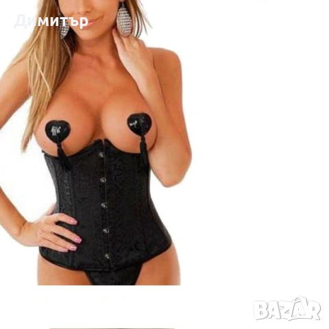 Висулки за гърди с форма сърце червени и черни