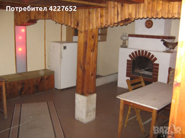Продавам къща с дворно място и гараж, снимка 7 - Къщи - 54704655