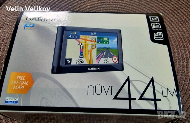 5" инча GPS навигация Garmin Nuvi Drive 44 + доживотни карти + 16GB, снимка 2 - Аксесоари и консумативи - 54725021