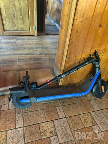 Електрическа тротинетка Ninebot by Segway eKickScooter C2 Pro , снимка 5 - Други спортове - 54543439