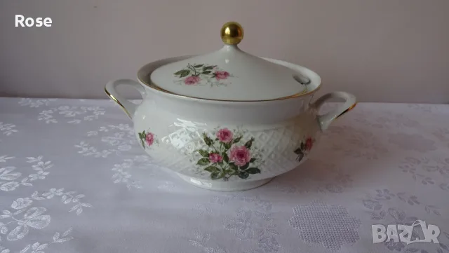 Красиви  супник и плато Seltmann Weiden "Annabell" с декорация "Rote Rosen" , снимка 2 - Сервизи - 55453643