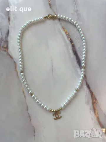 дамско колие с перли и висулка на chanel , снимка 3 - Колиета, медальони, синджири - 55647091
