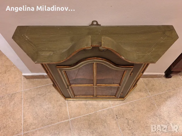 Витрина за стена ръчно изрисувана, снимка 4 - Секции и витрини - 55509775