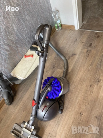 Прахосмукачка DYSON BALL, снимка 2 - Прахосмукачки - 54413832