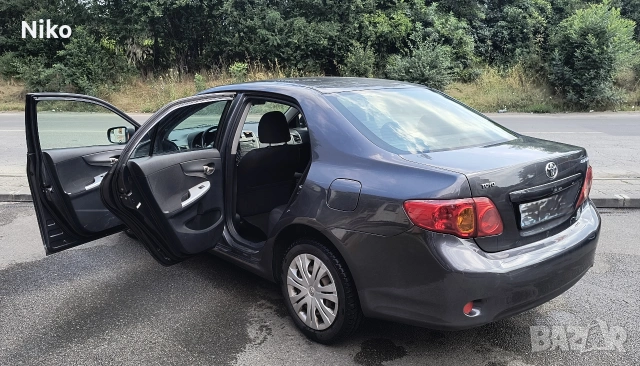 Toyota Corolla D4D седан 2008г., снимка 5 - Автомобили и джипове - 55101321