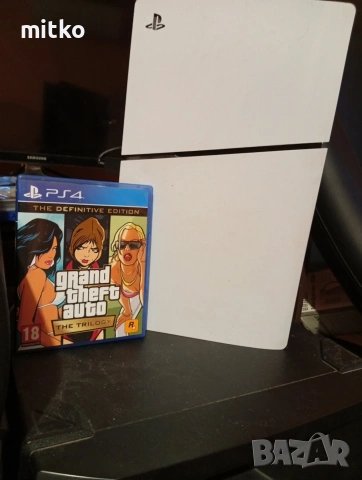 PlayStation 5 като нов с две игри , снимка 5 - PlayStation конзоли - 54796979