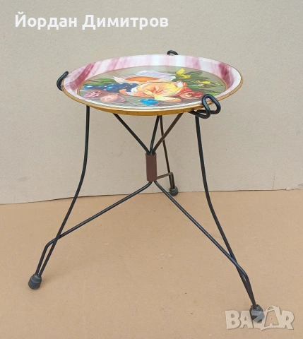 Стара декоративна масичка 