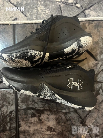 Маратонки under armour
