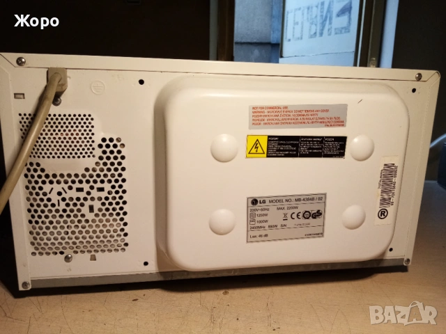 Микровълнова с грил LG MB 4384B Обем: 23 литра, снимка 3 - Микровълнови - 54215161