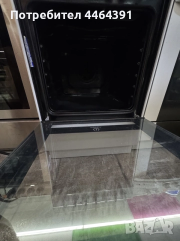 готварска печка керамични котлони Gorenje , снимка 7 - Печки, фурни - 55296968