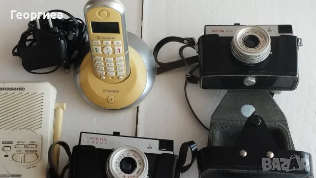 Ретро телефон "Panasonic"и Sagem.Фотоапарати" Сменя 8 и Skina за лента с калъфи., снимка 2 - Фотоапарати - 48968272