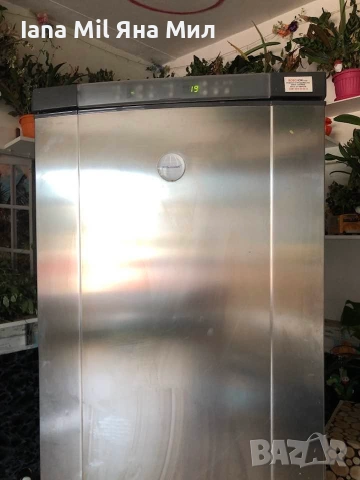 Продавам голям хладилник с фризер ELECTROLUX , снимка 9 - Хладилници - 55083105