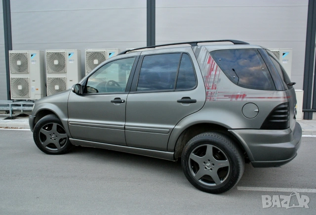 Mercedes-Benz ML 320 ГАЗ*AMG*NAVI*, снимка 4 - Автомобили и джипове - 54974909