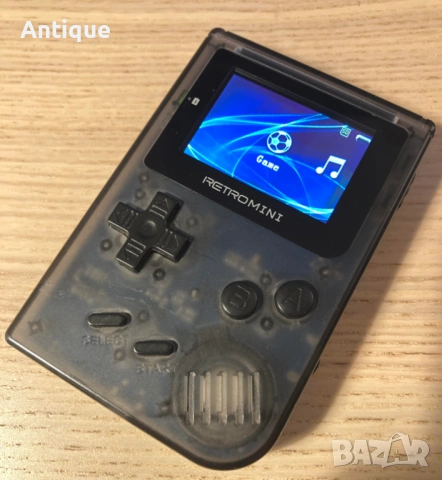 Класическа 32-битова преносима ретро конзола нова