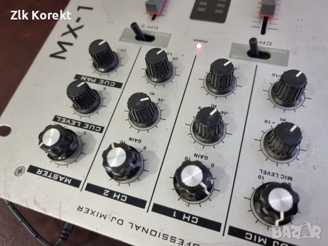  DJ миксер Boost, модел MX-17., снимка 10 - Ресийвъри, усилватели, смесителни пултове - 54228550