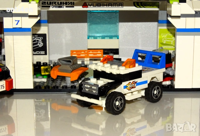 Комплект LEGO 8681 „Brick Street Customs“ + Бонус комплект 31115, снимка 3 - Конструктори - 55091871